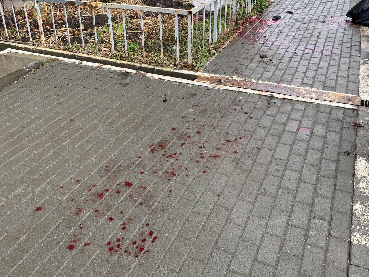 В Челябинске мужчина убил бывшую девушку и затем перерезал 7 В Челябинске мужчина убил бывшую девушку и затем перерезал