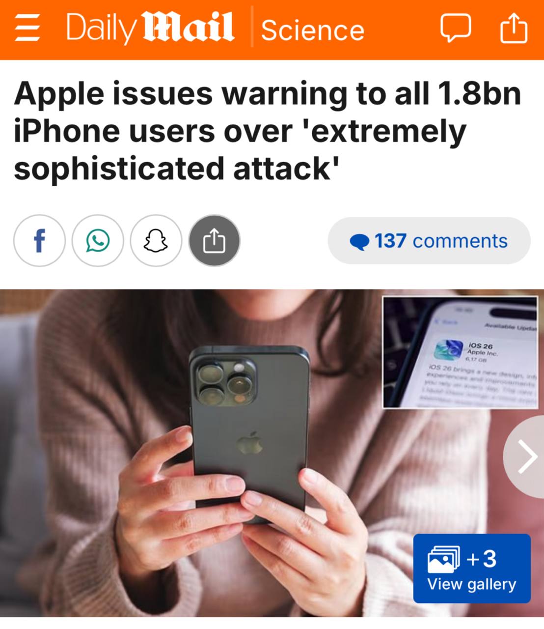 Apple выпустила обновление безопасности для iPhone 3 ⚡️Apple выпустила обновление безопасности для iPhone и iPad из-за двух критических уязвимостей.
Компания подтвердила, что уязвимости уже использовались в «чрезвычайно сложных атаках» против реальных пользователей. WebKit отвечает за работу Safari и всех браузеров на iOS, поэтому риск затрагивает всю систему.
При переходе на вредоносный сайт злоумышленники могли получить доступ к данным на устройстве, включая пароли, переписку и платёжную информацию.
Под угрозой находятся iPhone 11 и новее, а также большинство актуальных моделей iPad и iPad Pro. Apple уже выпустила исправления и настоятельно рекомендует установить обновление как можно скорее.
👉 Кибер| INFOPULSE