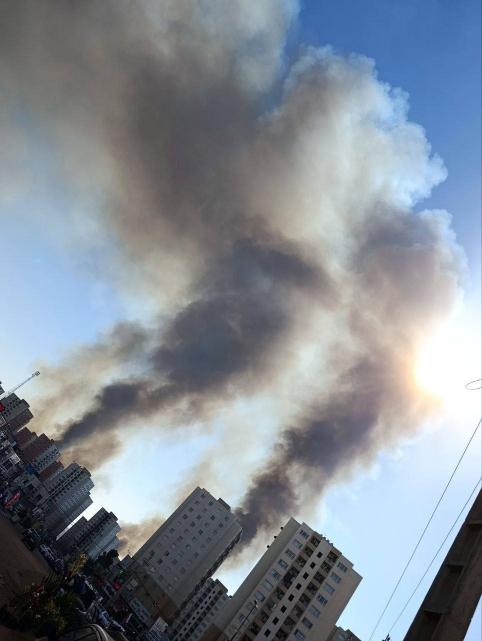 Взрывы в иранском Паранде над городом поднимается дым 8 photo 25622