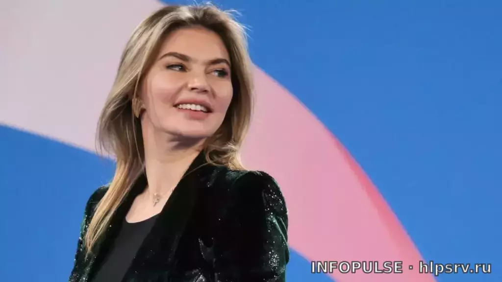 Алина Кабаева прилетела в Мумбаи на фестиваль «Алина» в костюме с золотой вышивкой 2 Алина Кабаева прилетела в Мумбаи на фестиваль «Алина» в костюме с золотой вышивкой. Источник: Google Trends · Леди Mail