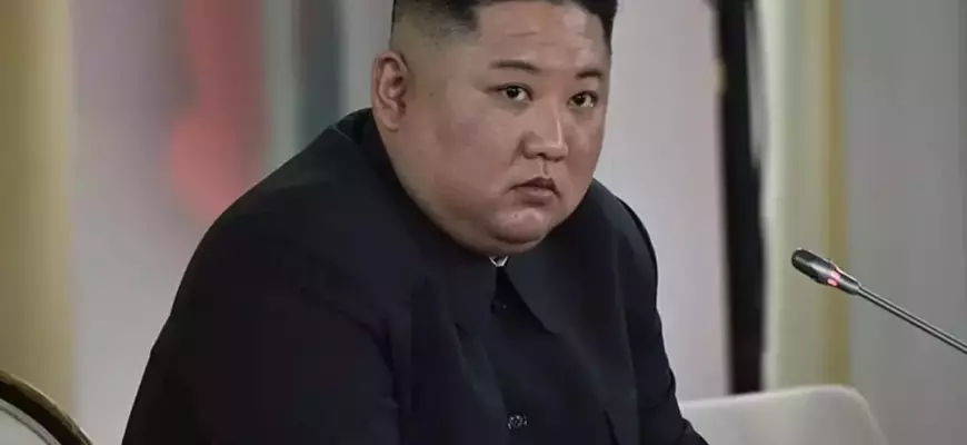 Ким Чен Ын мог впасть в кому: The Sun сообщила о кровоизлиянии в мозг